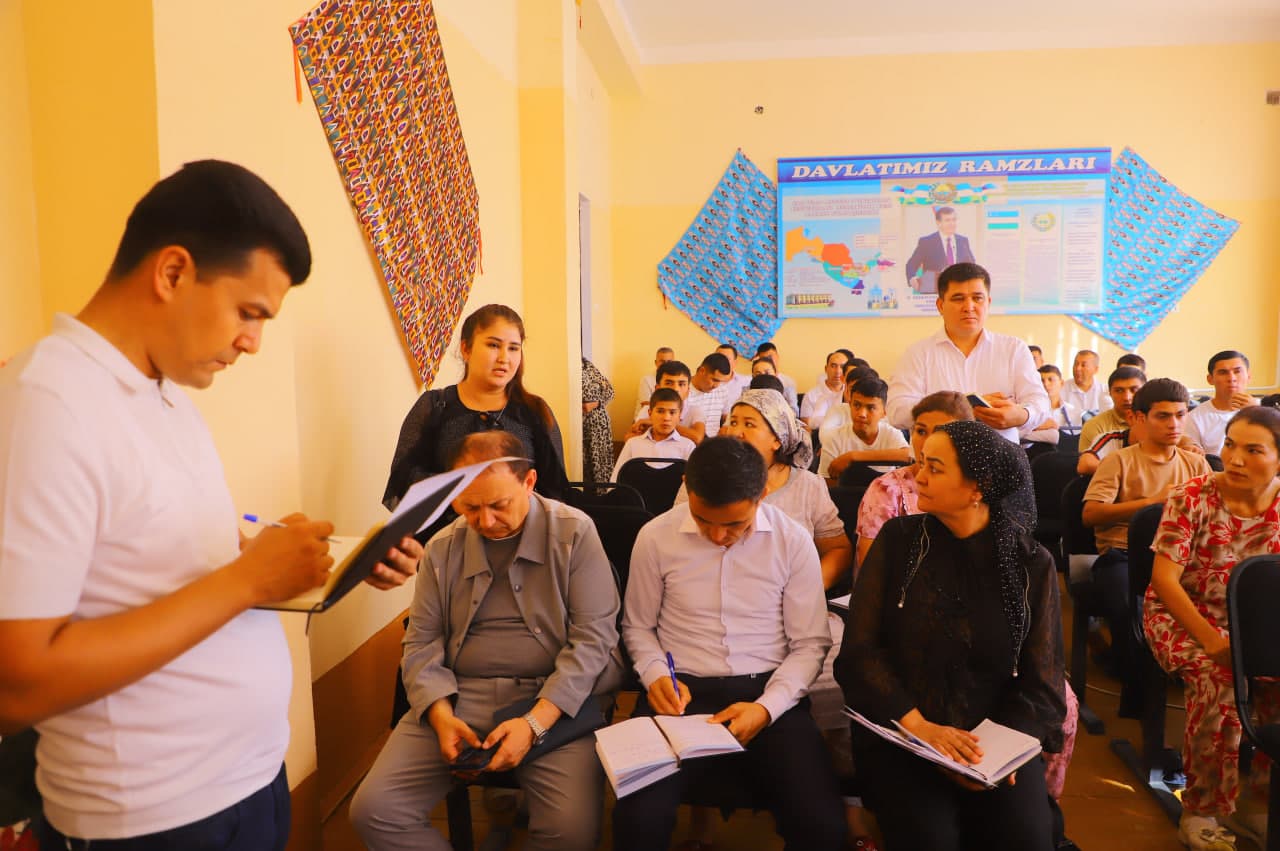 YOSHLAR BILAN OCHIQ MULOQOT: MUAMMO VA TAKLIFLAR TINGLANDI