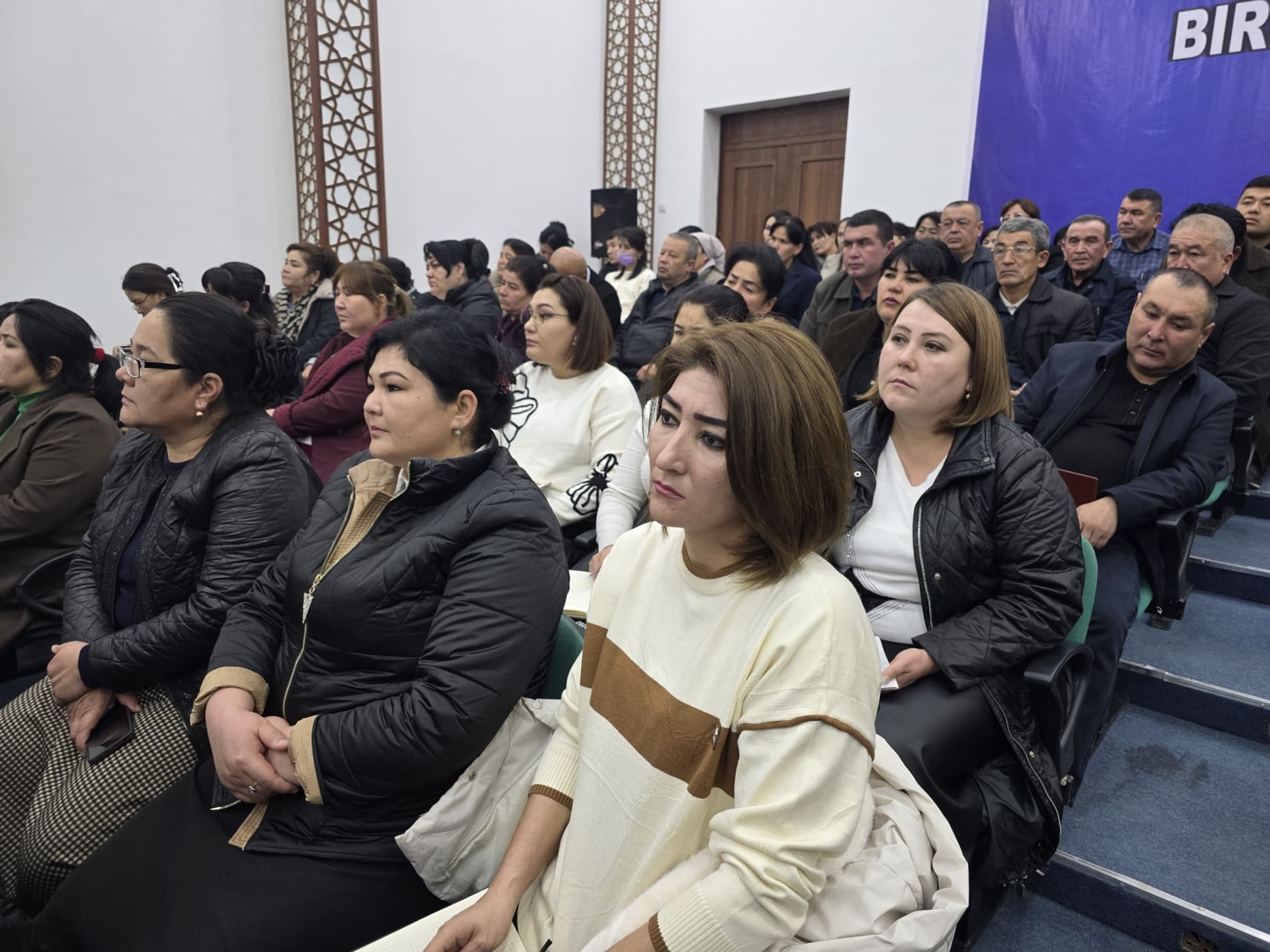 Mahalla yettiligi xodimlariga seminar boʻlib oʻtdi