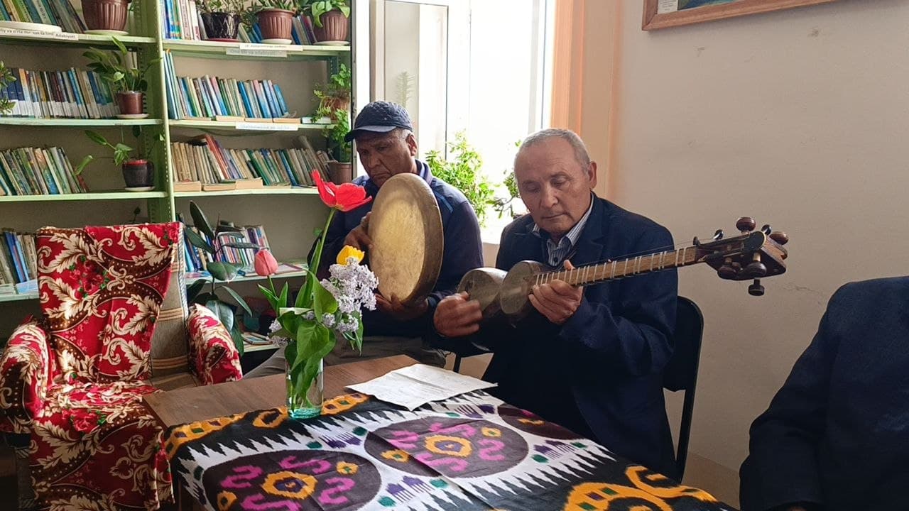 Oqtepa qishloq axborot kutubxonasida kitob taqdimoti bo‘lib o‘tdi