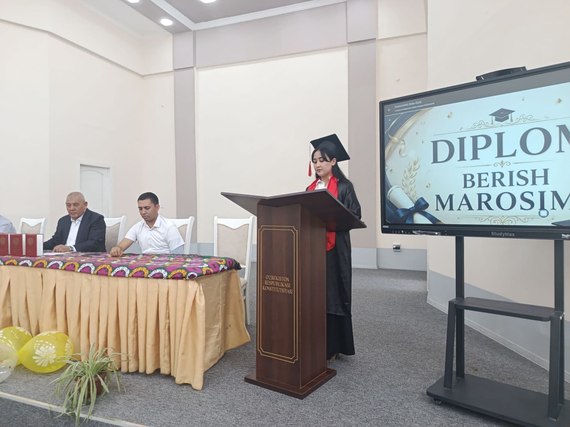 🎓 Paxtachi Abu Ali ibn Sino nomidagi jamoat salomatligi texnikumida bitiruvchilarga diplomlar topshirildi