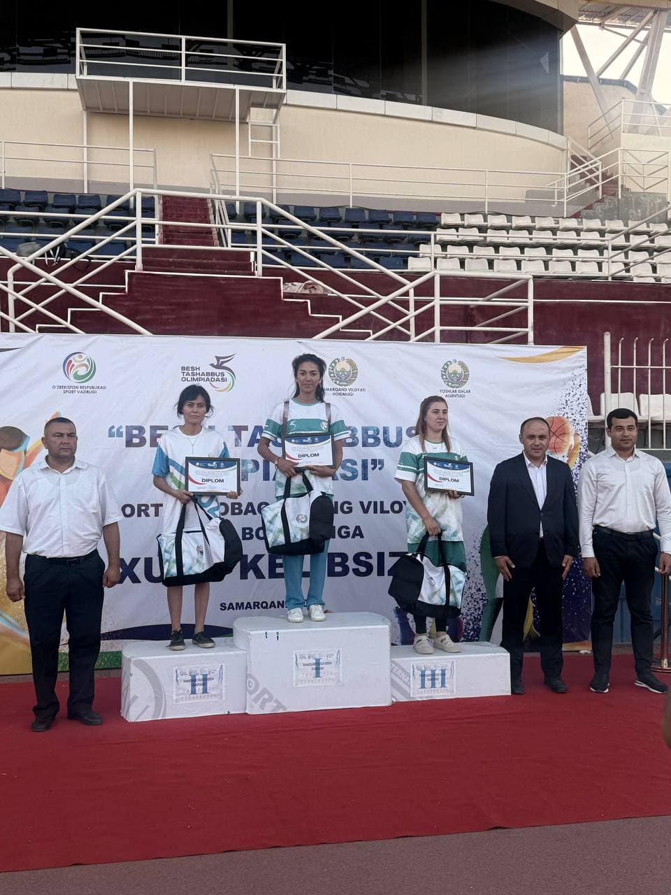 Besh tashabbus olimpiadasi doirasida sportning "Yengil atletika" turidan musobaqaning viloyat bosqichi bo'lib o'tdi.