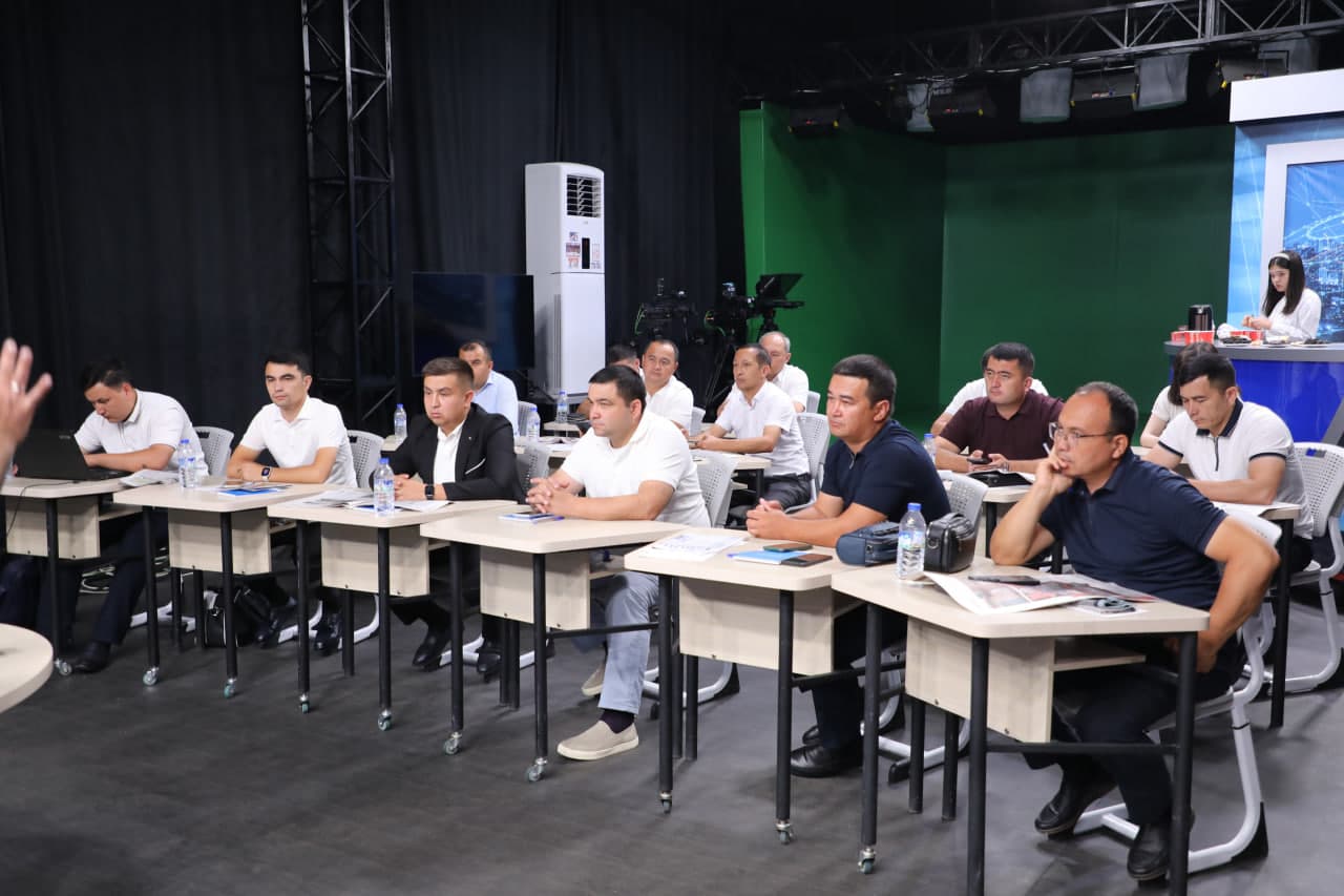 📚 Matbuot kotiblari uchun amaliy va kreativ o‘quv kursi boshlandi
