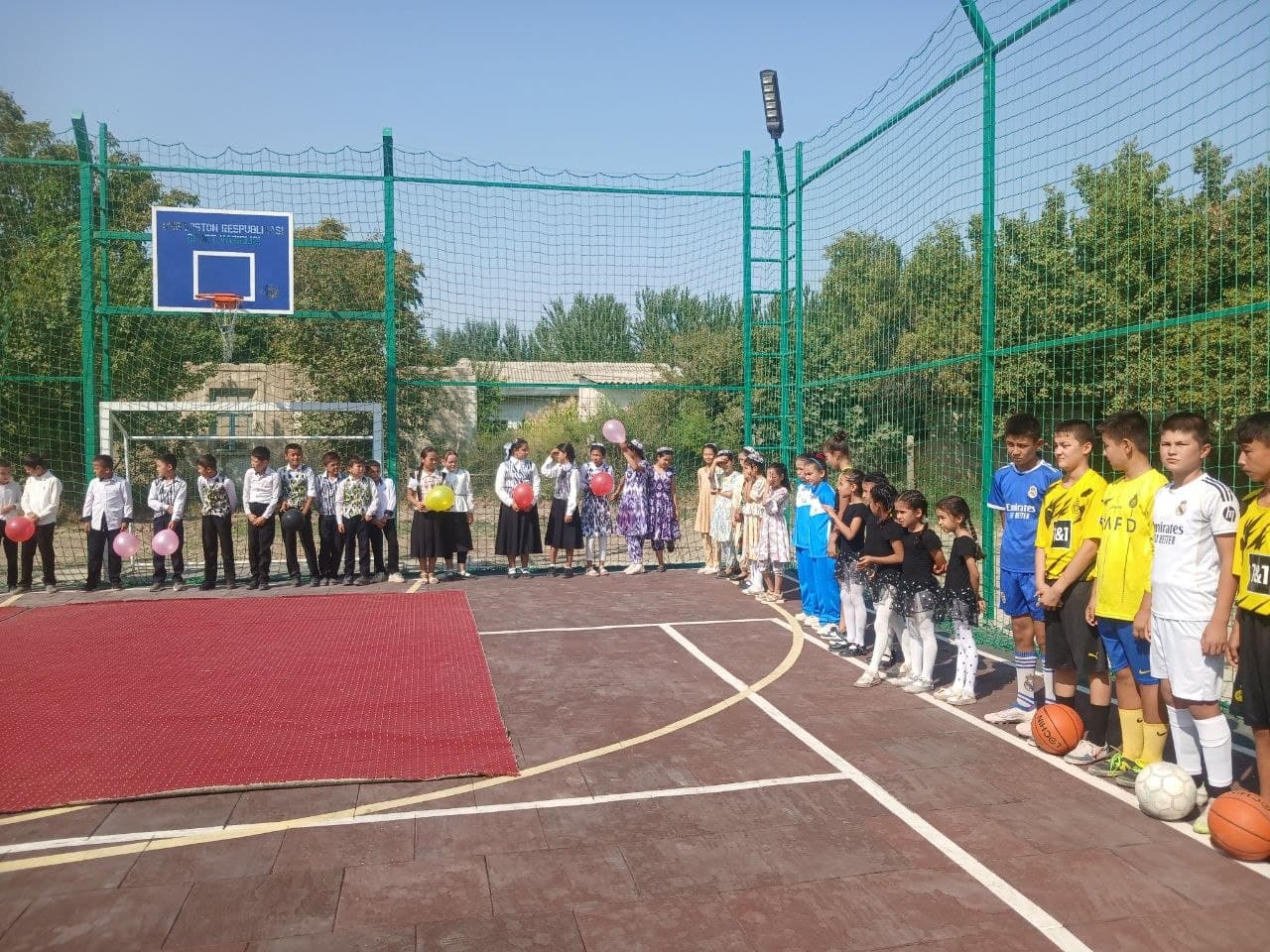 ⚡️ Keshtali mahallasida universal sport maydonchasi foydalanishga topshirildi