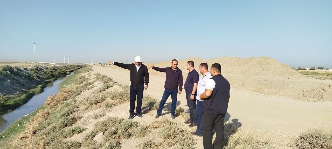 💧 Paxtachida suv resurslaridan samarali foydalanish bo‘yicha ishlar o‘rganildi