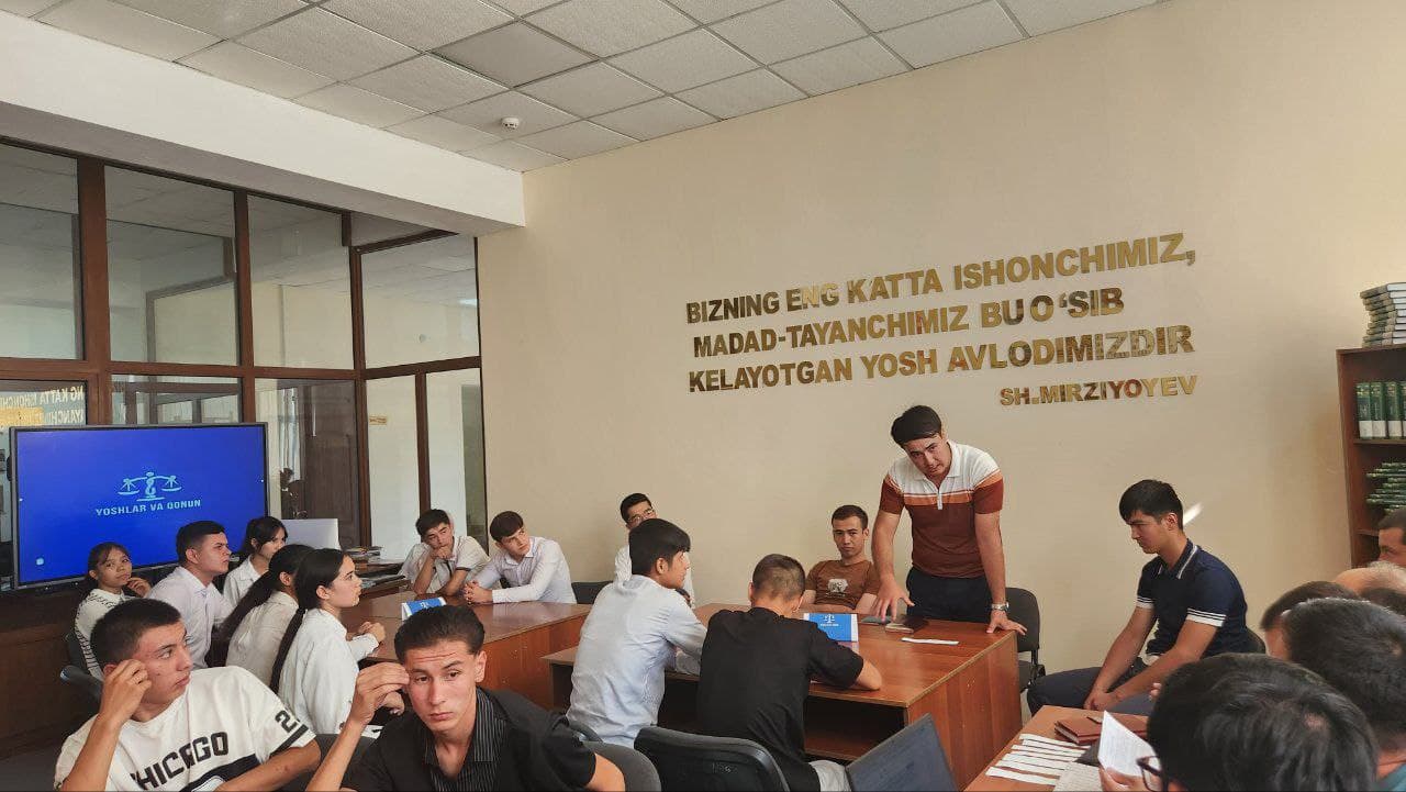 Urgutda "Yoshlar va qonun" bo'lib o'tdi.