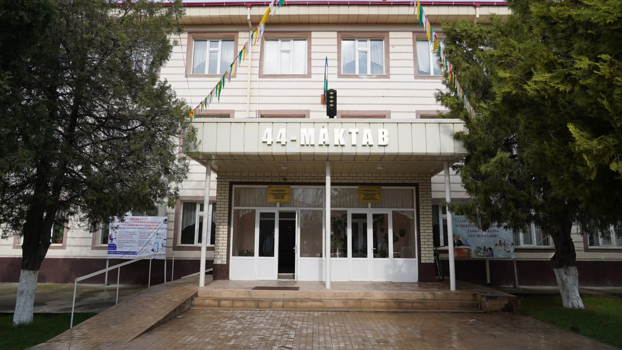 Rahbar va yoshlar uchrashuvi