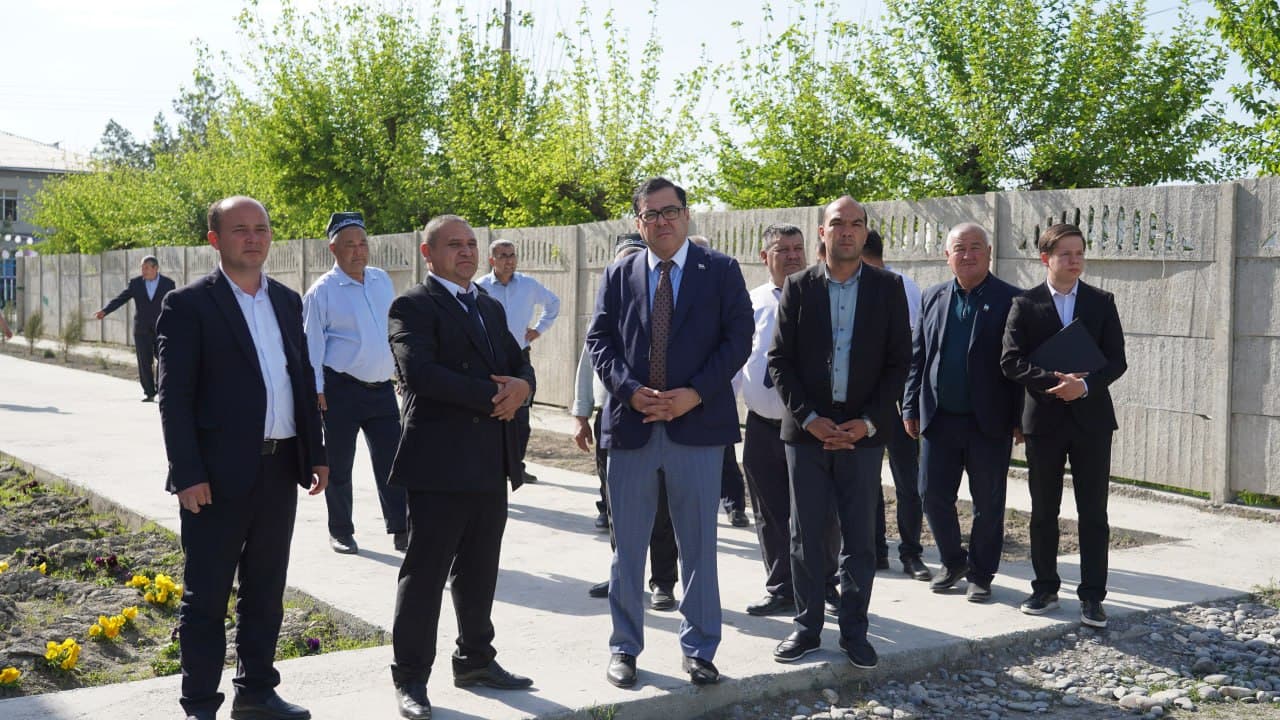 43-mktabda O'zJOKU kutubxonasi ochildi