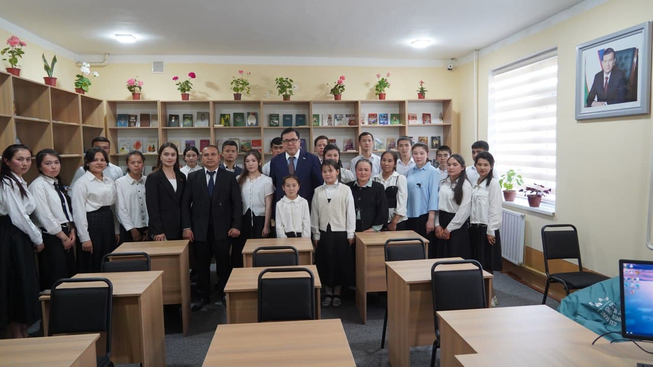 43-mktabda O'zJOKU kutubxonasi ochildi