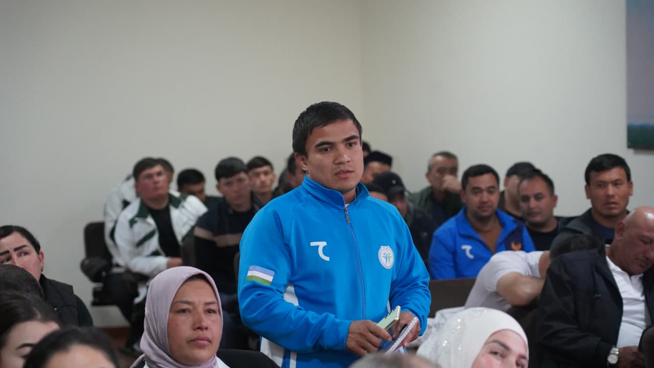 Markazda tanqidiy-tahliliy yig‘ilish bo‘lib o‘tdi