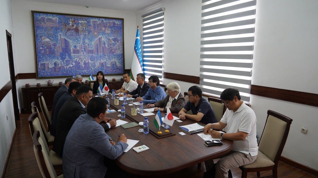 Bugun tuman hokimi Behzod Raxmatullayev yaponiyalik investorlar delegatsiyasini qabul qildi.