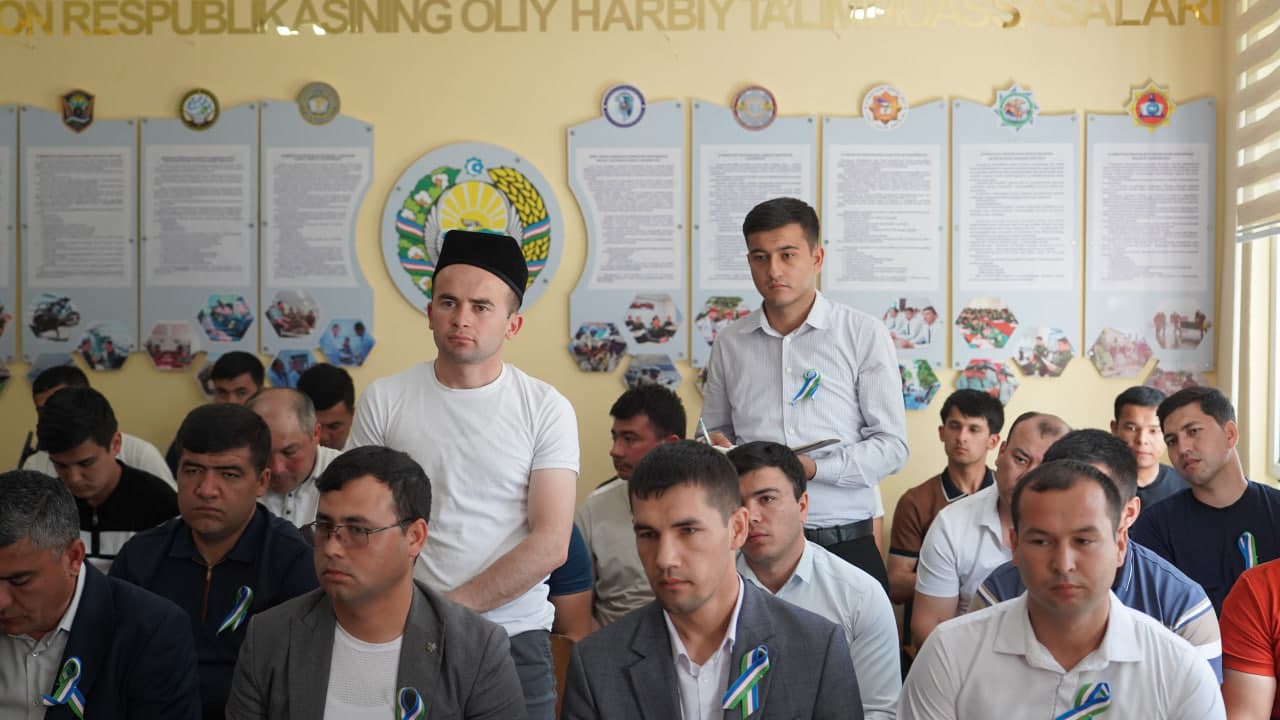 Yoshlar bilan ishlash samaradorligini oshirish masalalari muhokama qilindi