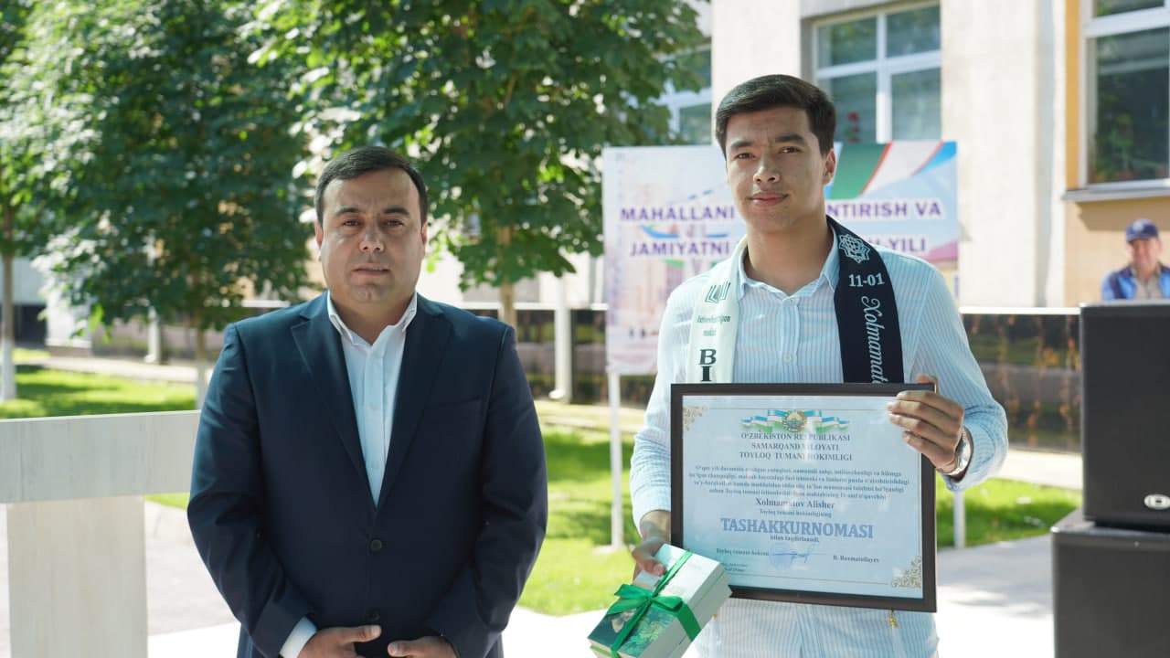 Toyloqda “Yuksak ma’rifatli avlod — Uchinchi Renessans poydevori!” shiori ostida “So‘nggi qo‘ng‘iroq” tadbirlari keng nishonlanmoqda