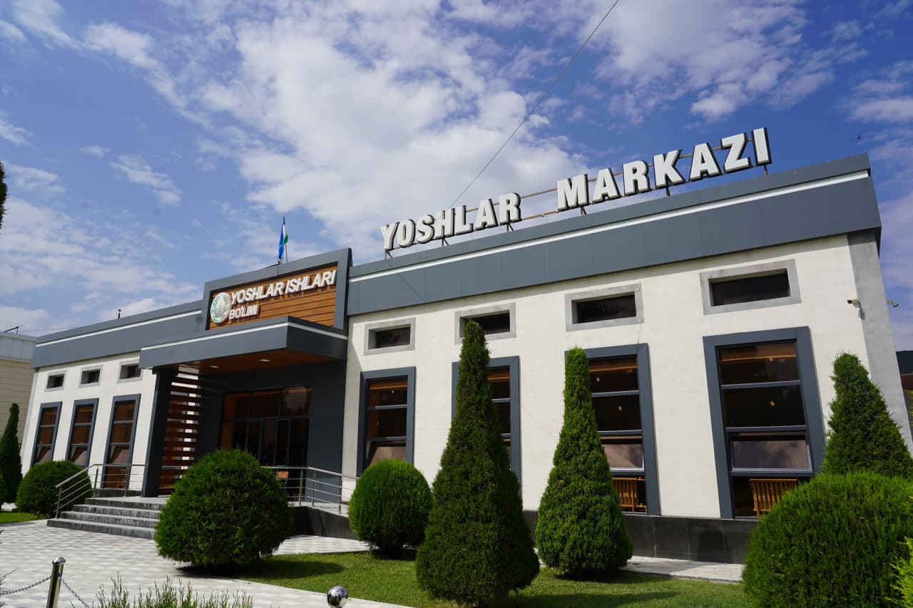 Bugun "Yoshlar markazi" yoshlar bilan gavjum bo'ldi