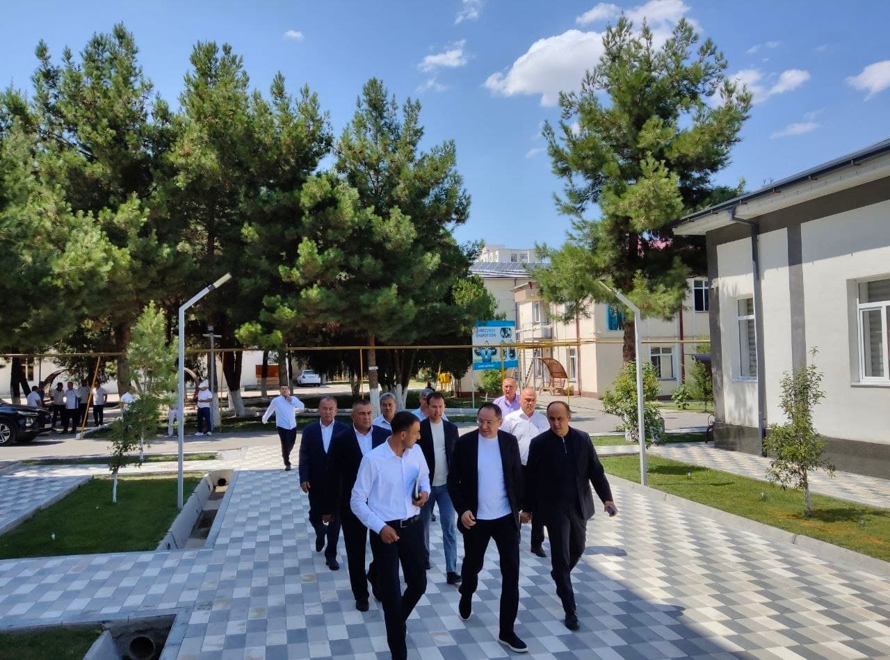 O‘zbekiston Respublikasi Sport vaziri Ikramov Adxam Ilxamovich Toyloq olimpiya va paralimpiya sport turlariga tayyorlash markaziga tashrif buyurib sport infratuzilmasini yaxshilash va yaratilgan shart-sharoitlar bilan yaqindan tanishdi.