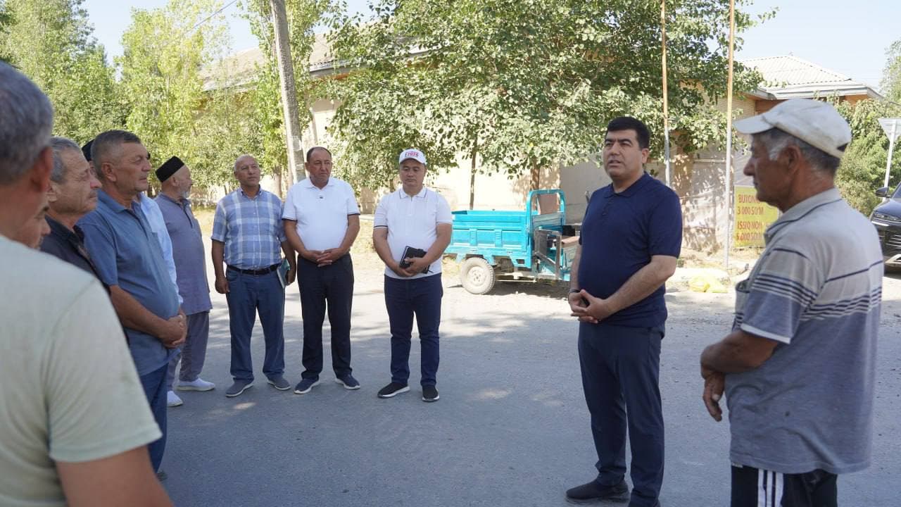 Tuman hokimi navbahorlik yoshlar murojaatini joyiga borib o‘rgandi