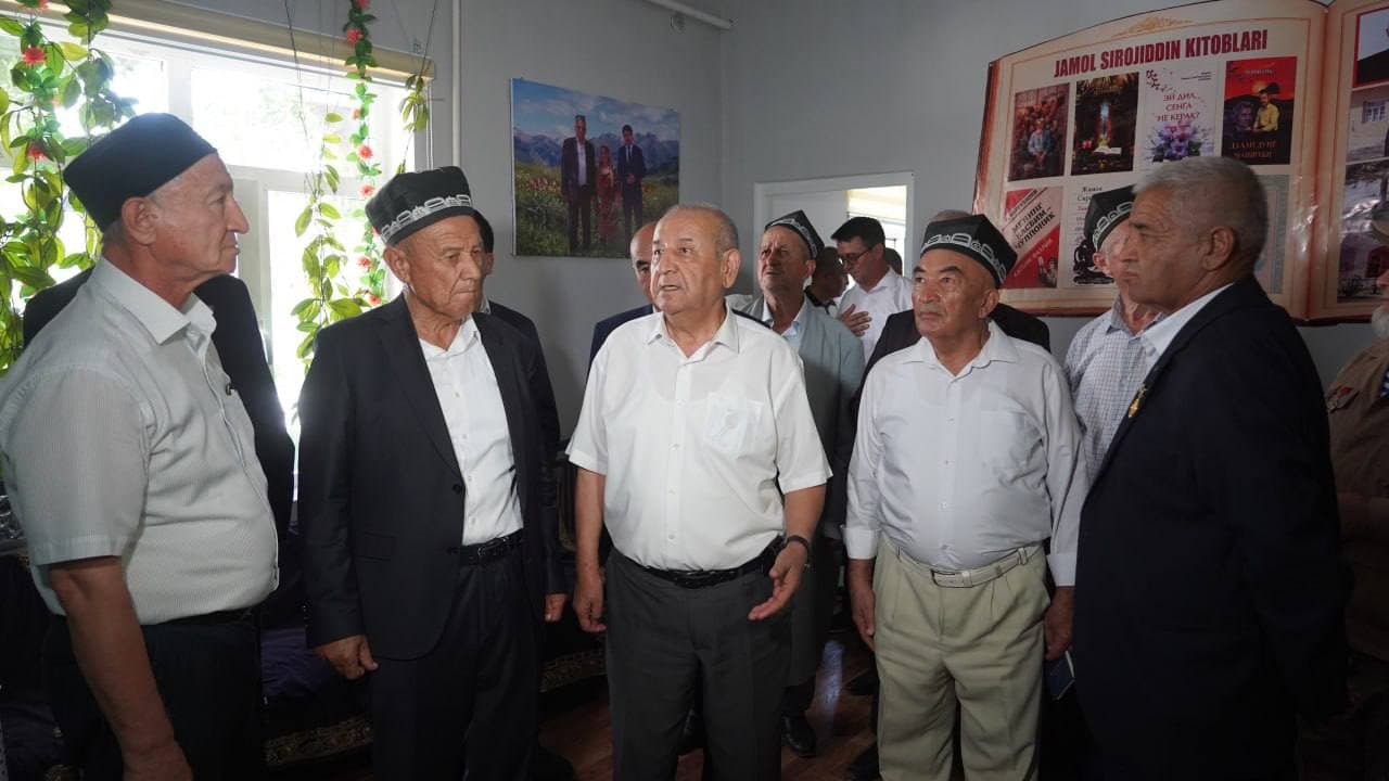 Toyloqda Jamol Sirojiddin (Xumiy) nomidagi kutubxona foydalanishga topshirildi
