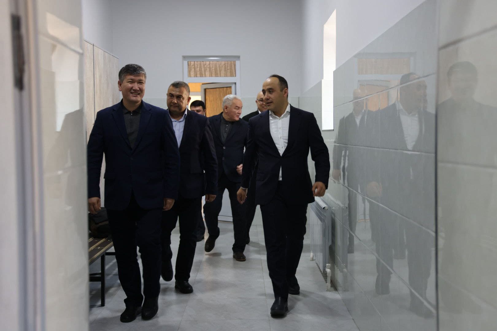 Samarqand shahridagi 2-son sport maktabiga qarashli og'ir atletika zali mukammal ta'mirlanib, foydalanishga topshirildi.