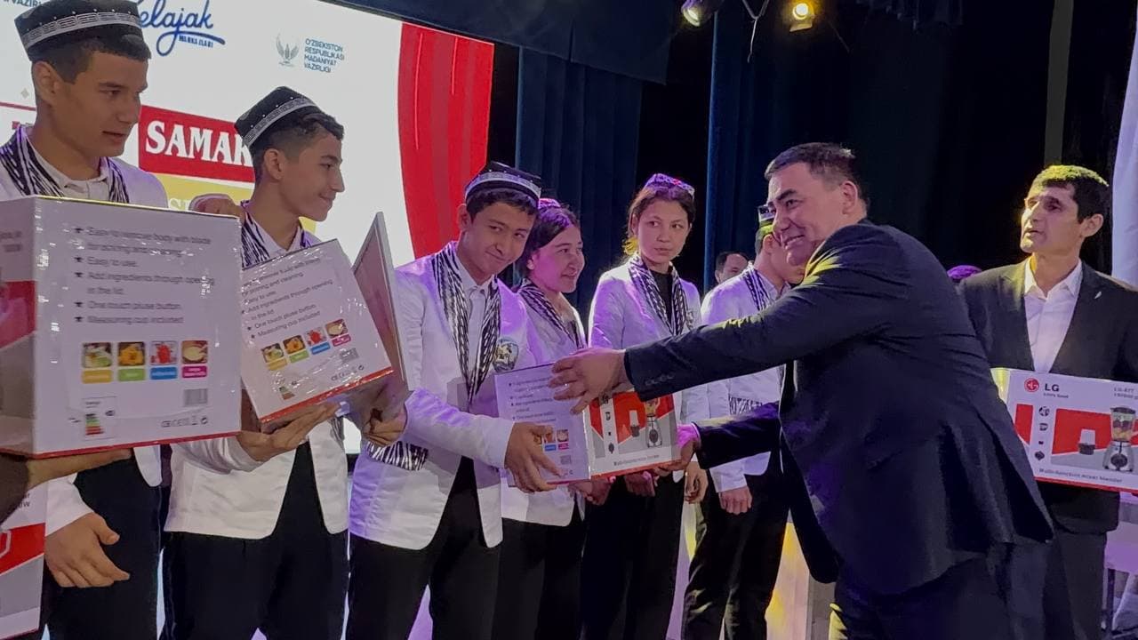 “Turon” maktab teatri tanlovining Samarqand shahar bosqichi g‘oliblari munosib taqdirlandilar.