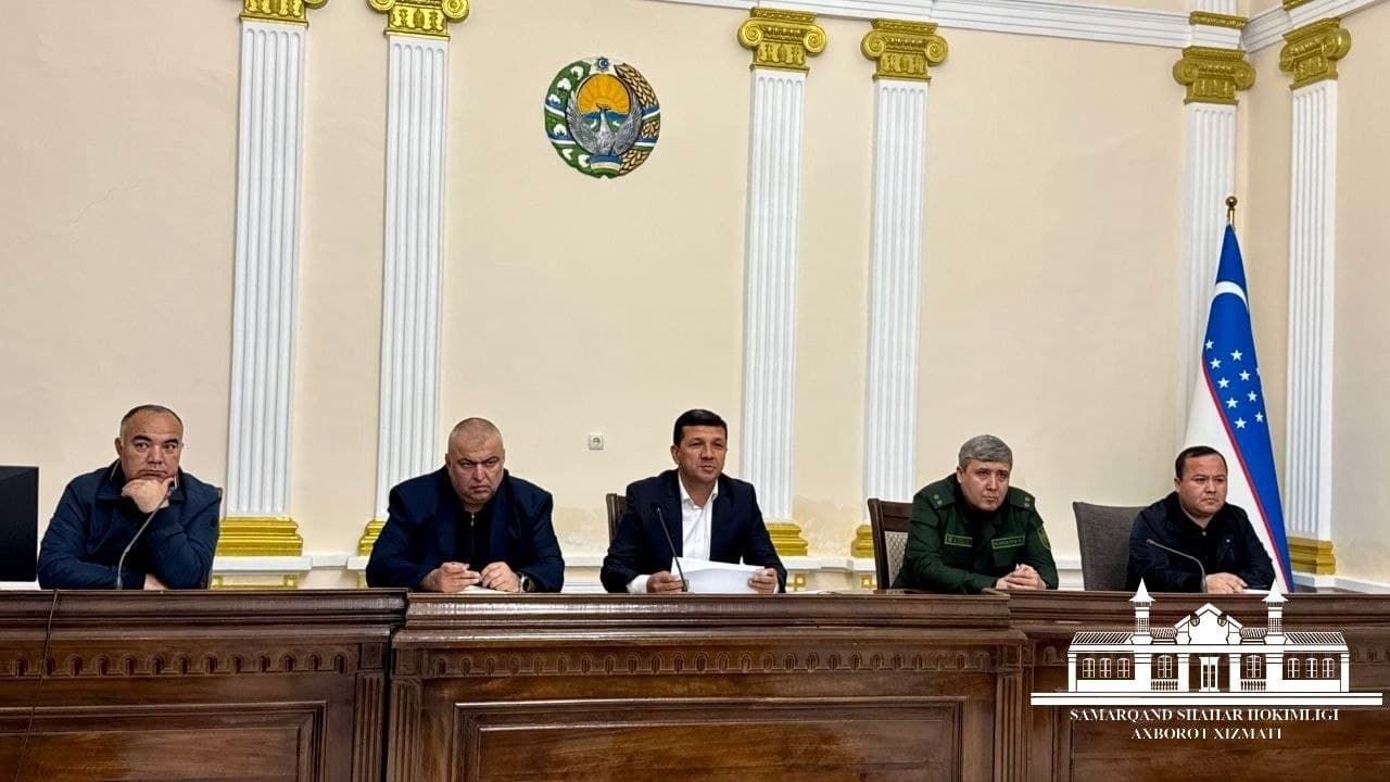 Maishiy chiqindilarni olish bo‘yicha xizmatlar sifatini yaxshilash hamda aholi qarzdorligini undirish masalasi muhokama etildi