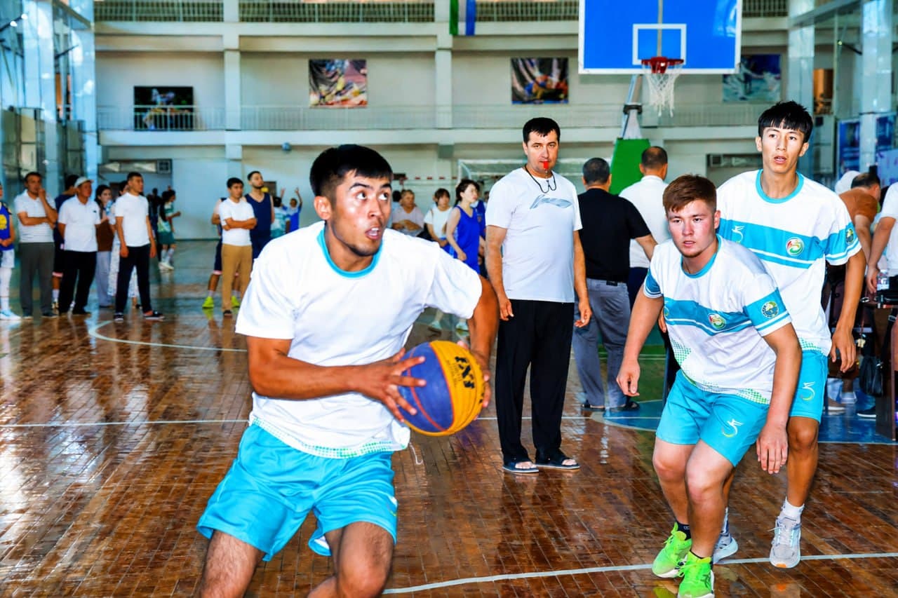 Samarqand shahrida "Besh tashabbus olimpiadasi" doirasida sportning stritbol turi boʻyicha viloyat bosqichi bo‘lib o‘tdi
