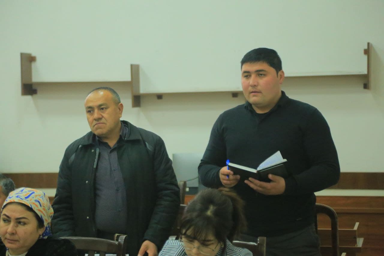 Норин туман ҳокими Жўрабек Нурматов бошчилигида ўринбосарлар ва аппарат ходимлари учун кенгайтирилган йиғилиш ўтказди.