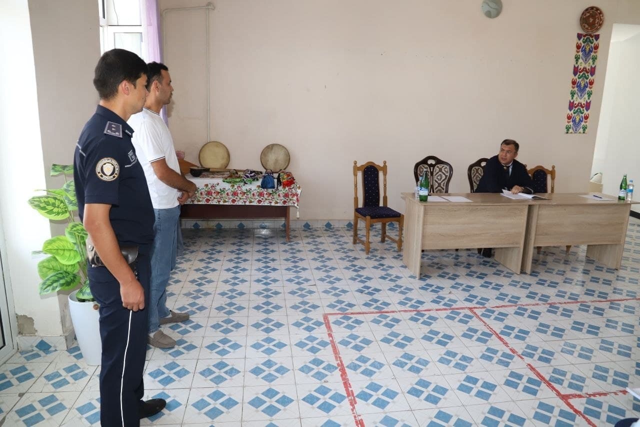 Qorapolvon mahallasida sayyor sud va ochiq muloqot o‘tkazildi