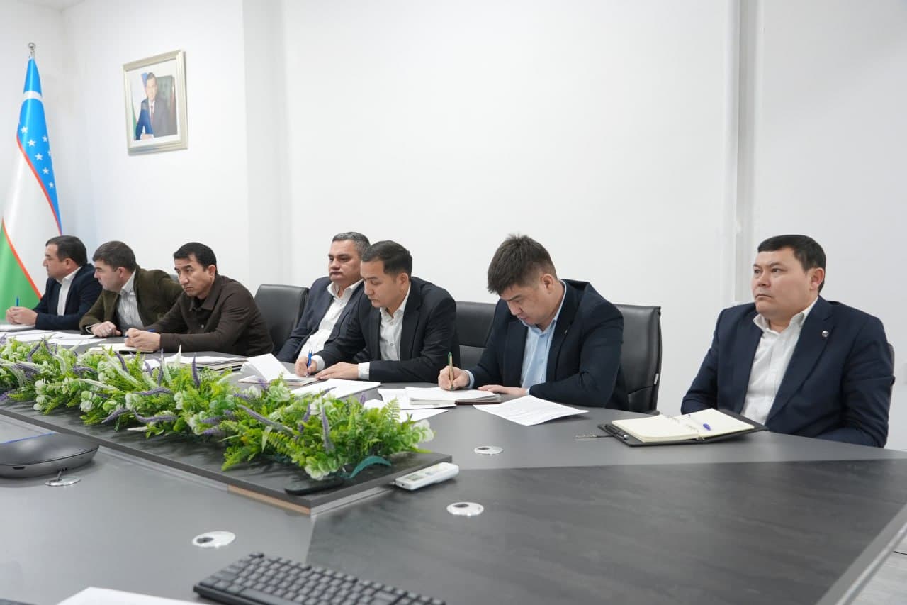 Ustuvor vazifalar yuzasidan yig'ilish