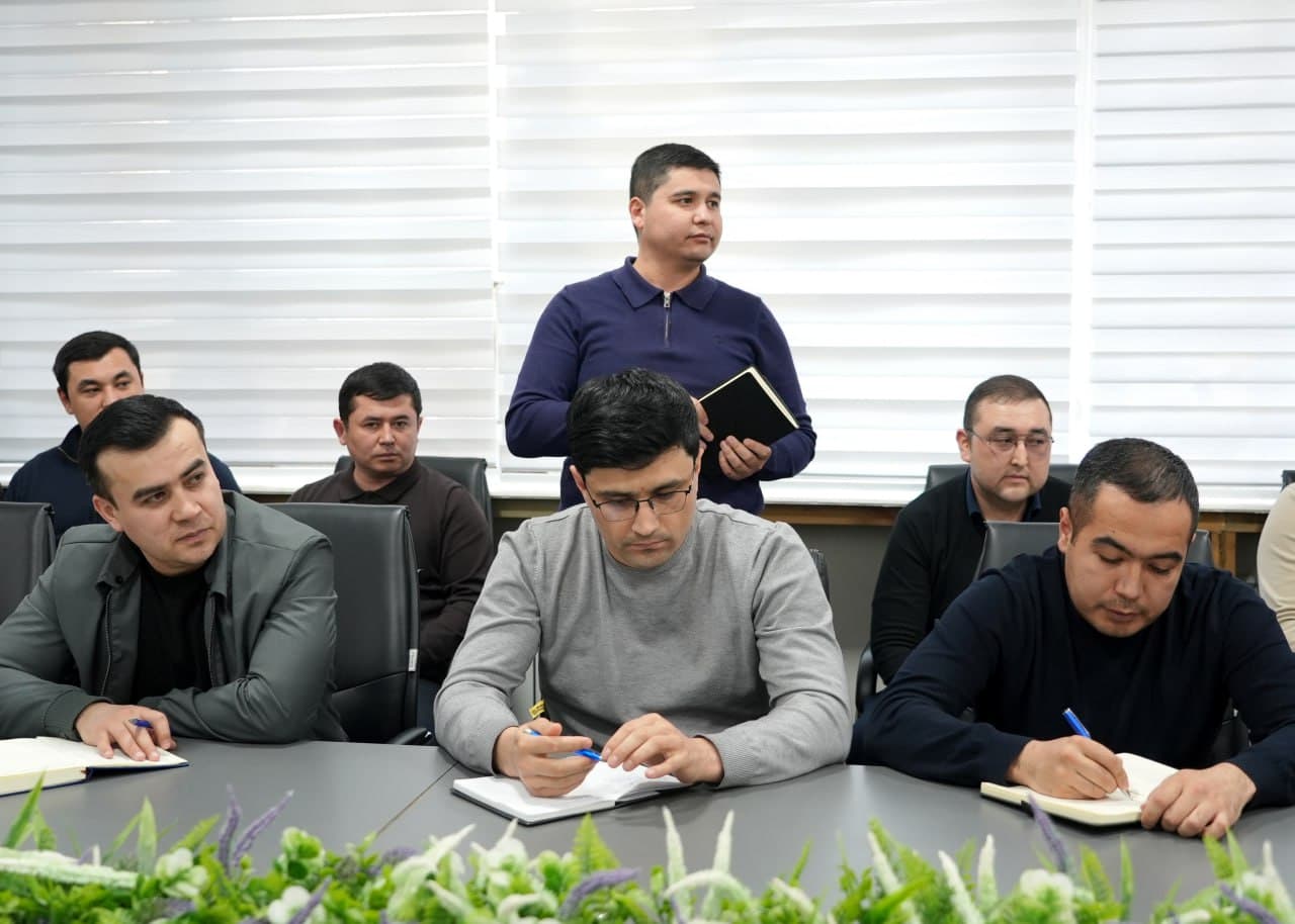 Yoshlar bilan uchrashuv