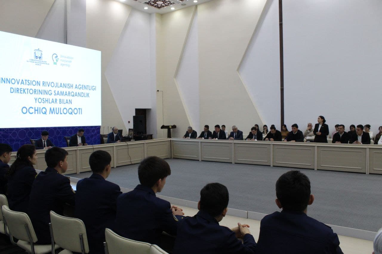 Innovatsion rivojlanish agentligi direktori samarqandlik yoshlar bilan ochiq muloqot o‘tkazdi