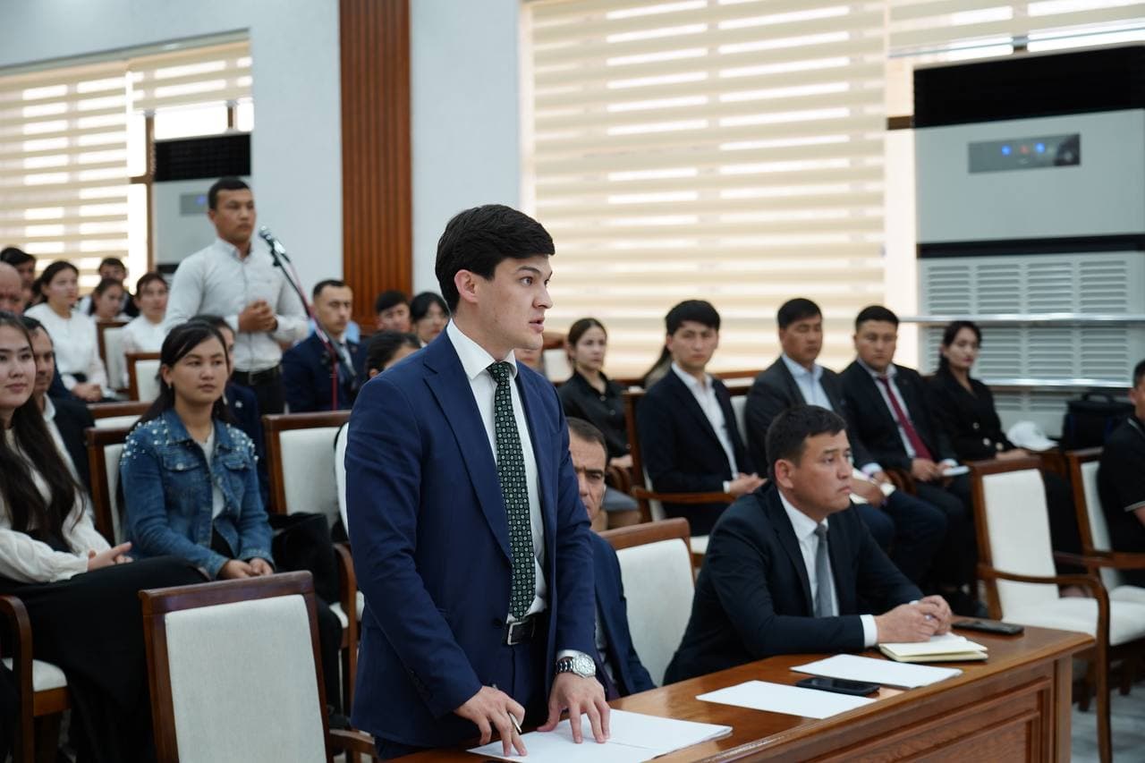 Термиз давлат университетида сурхондарёлик ёшлар билан очиқ мулоқот ва сайёр қабул ўтказилди