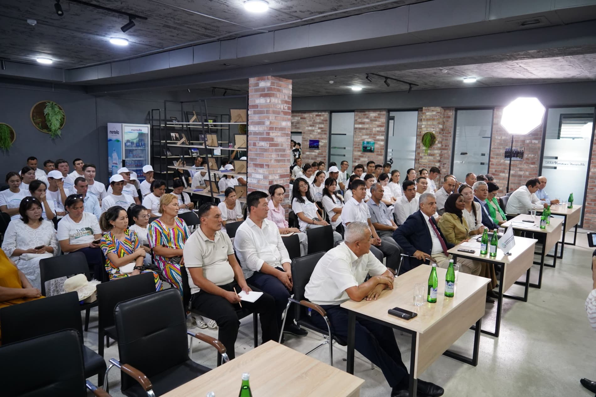 Qoraqalpog‘istonda fermer va agro-tadbirkorlar uchun akselerator dasturi boshlandi