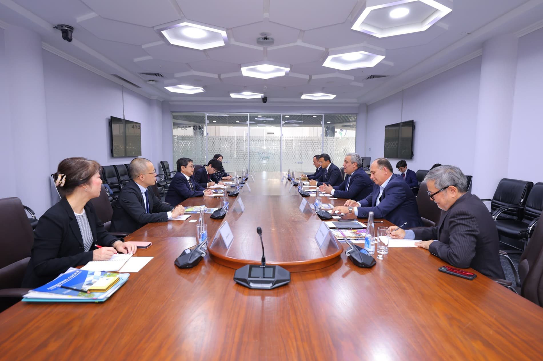 Five students from Uzbekistan may undertake an eight-week research internship at Kyoto University laboratories in 2027