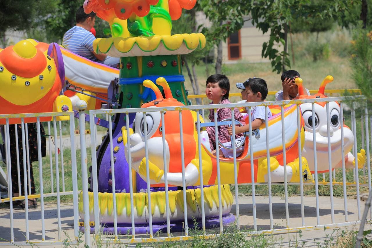 Bolalarga bering dunyoni!