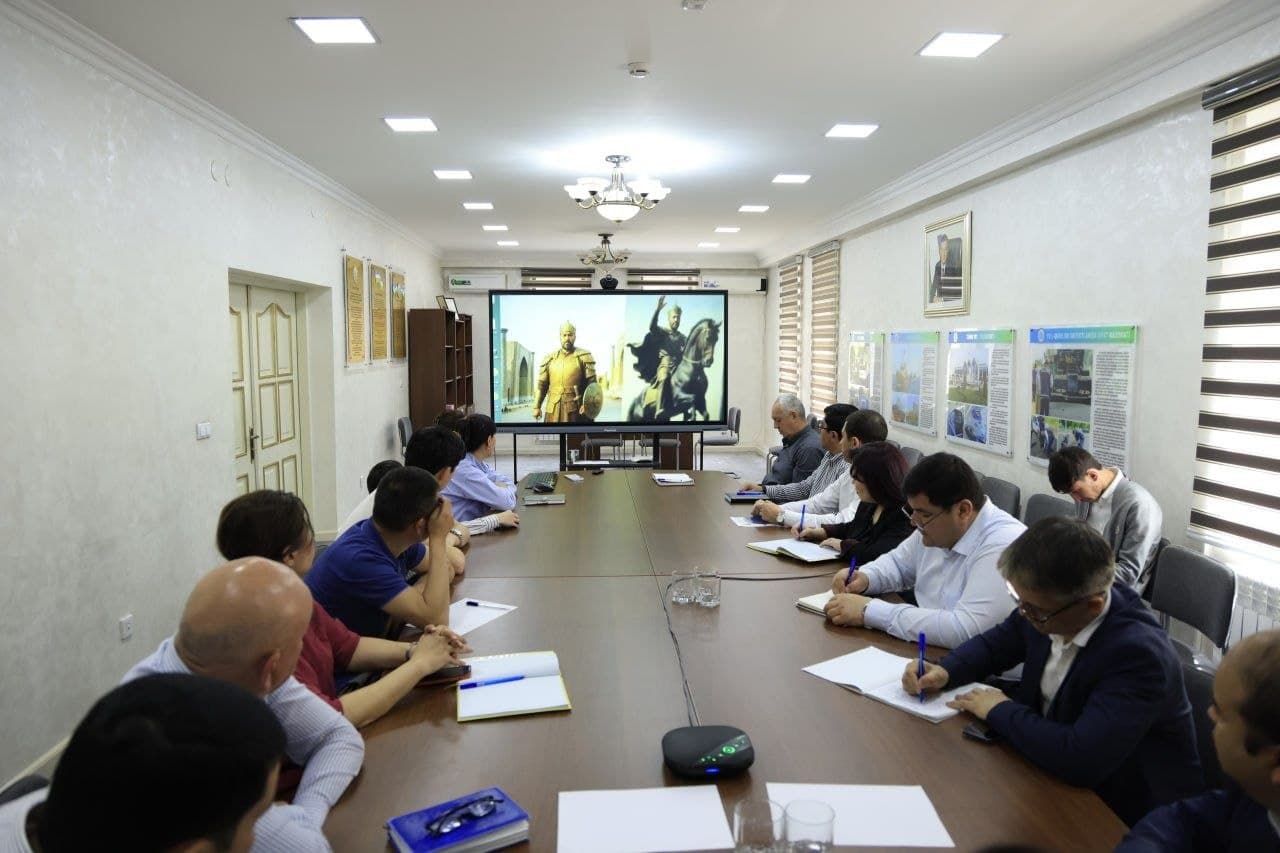 Davlat xizmatchilari uchun "Siyosiy-ma’rifat soati"ning navbatdagi soni taqdim qilindi