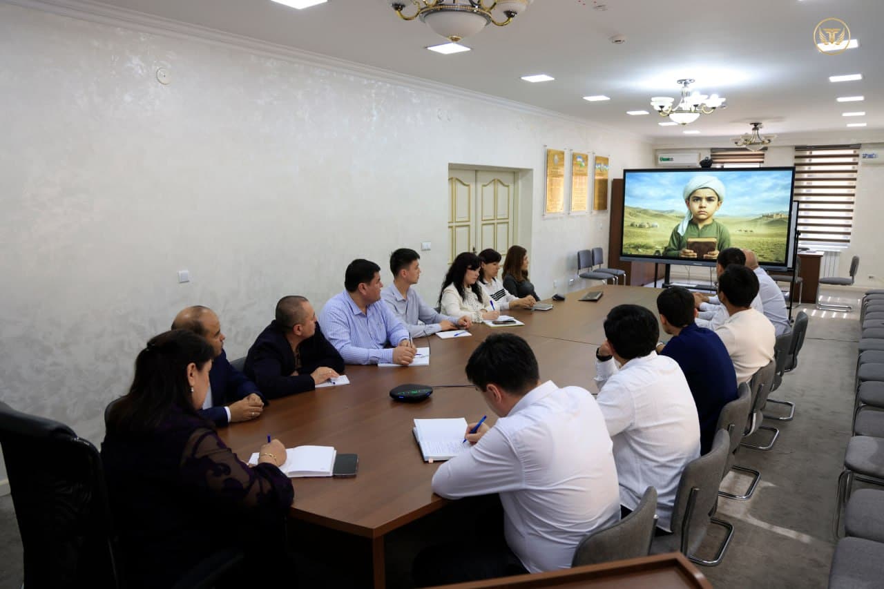 Davlat xizmatchilari uchun "Siyosiy-ma’rifat soati"ning navbatdagi soni taqdim qilindi