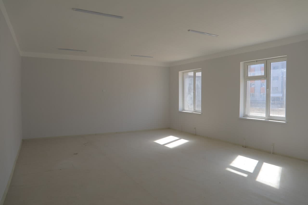 ⚡️ Surxondaryo viloyati hokimi Ulug‘bek Qosimov Angor tumanida qurilish ishlari bilan tanishdi