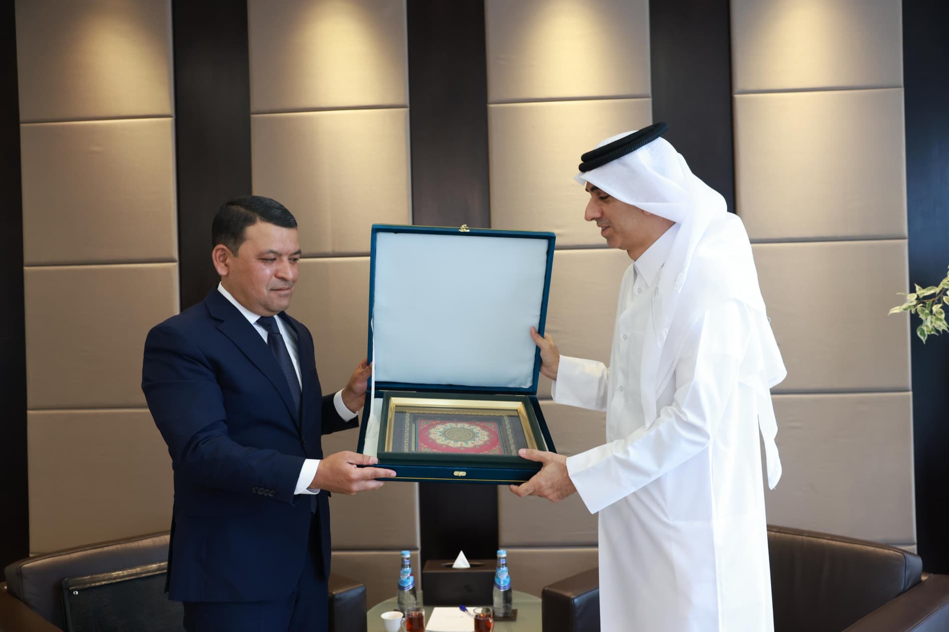 Vazir o‘rinbosari xizmat safari bilan Qatar davlatiga keldi