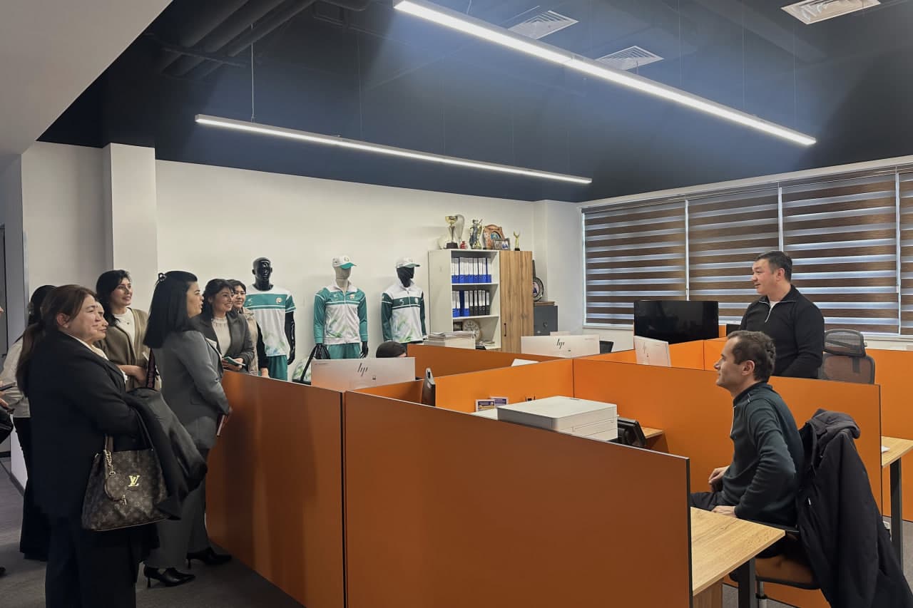 Jizzax viloyatida namunali faoliyat yuritayotgan trener xotin-qizlar uchun Toshkent shahriga ekskursiya tashkil etildi