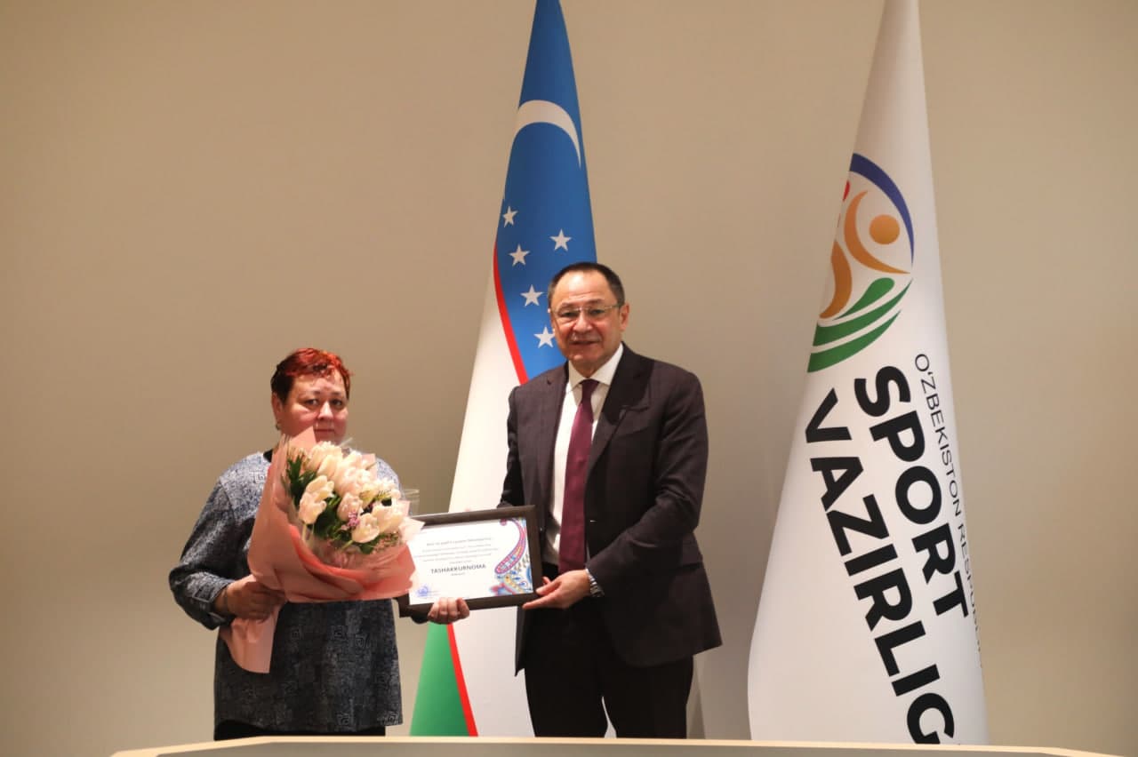 Sport vaziri va sohada ishlayotgan faol xotin-qizlar muloqoti bo‘lib o‘tdi