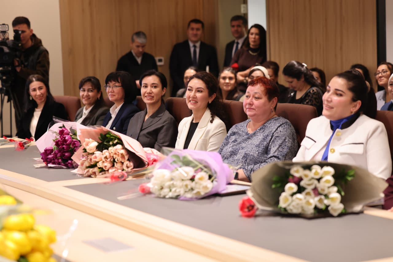 Sport vaziri va sohada ishlayotgan faol xotin-qizlar muloqoti bo‘lib o‘tdi