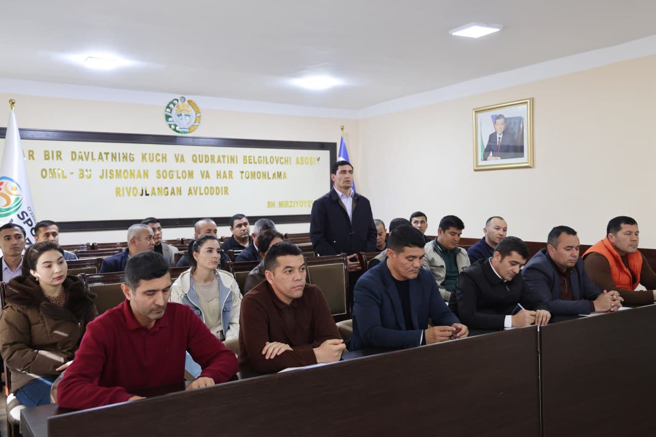 Sayyor qabul: Qashqadaryoda sport sohasi muammolari joyida o‘rganildi: vazir o‘rinbosari ishtirokida sayyor qabul o‘tkazildi