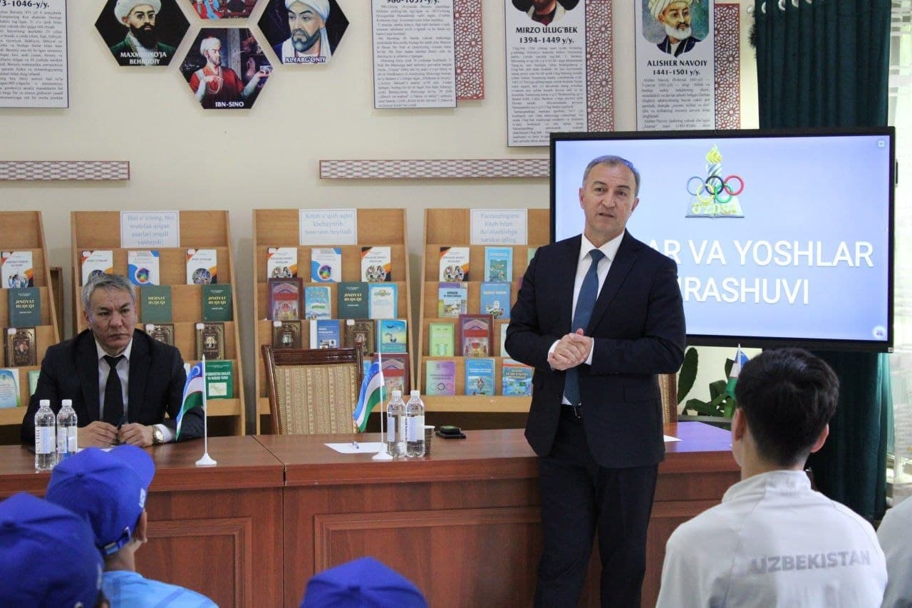 “Yoshlar kuni” munosabati bilan Farg‘onada rahbar va yoshlar uchrashuvi o‘tkazildi
