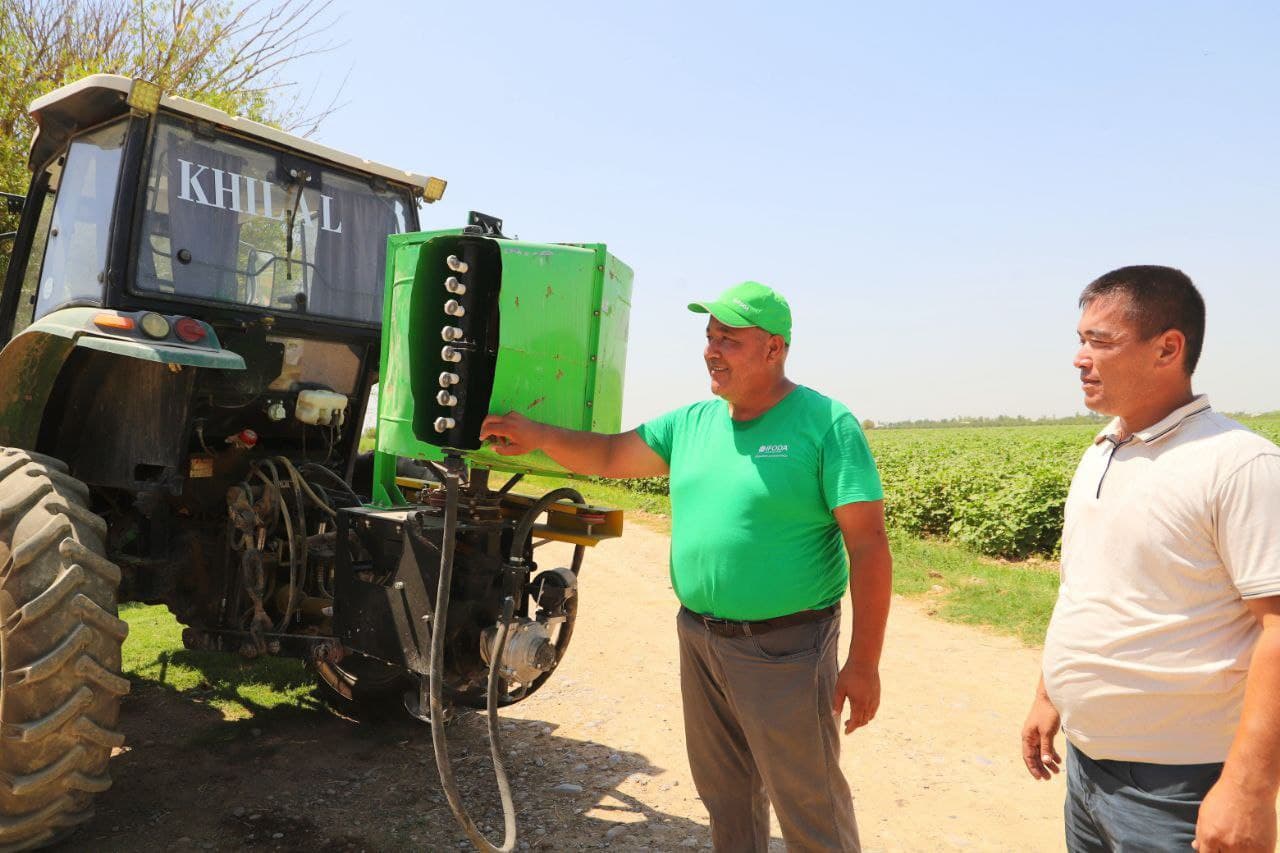 Bandixon tumanida go'zaga ishlov berishda defoliatsiya ishlari boshlab yuborildi