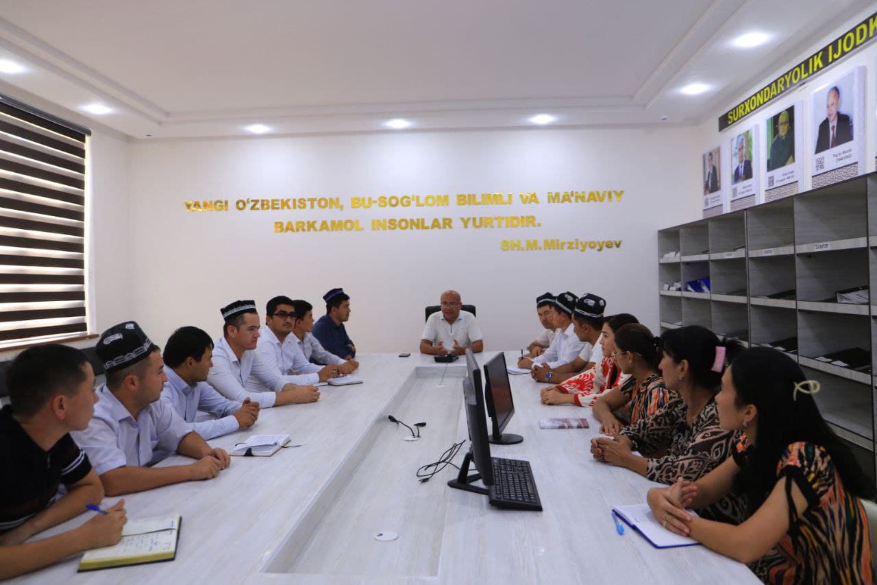 Korrupsiyaga qarshi kurashish mavzusida yig'ilish o'tkazildi