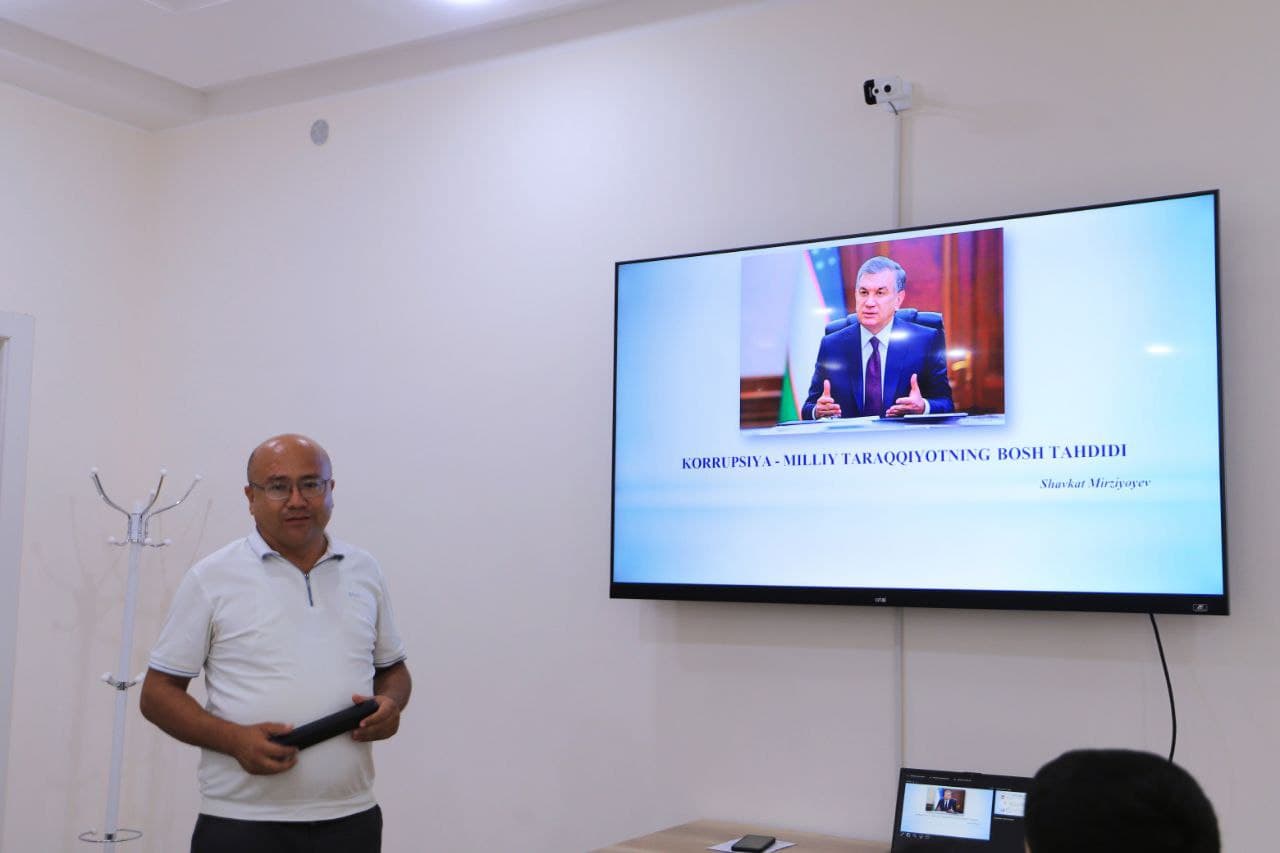 Korrupsiyaga qarshi kurashish mavzusida yig'ilish o'tkazildi