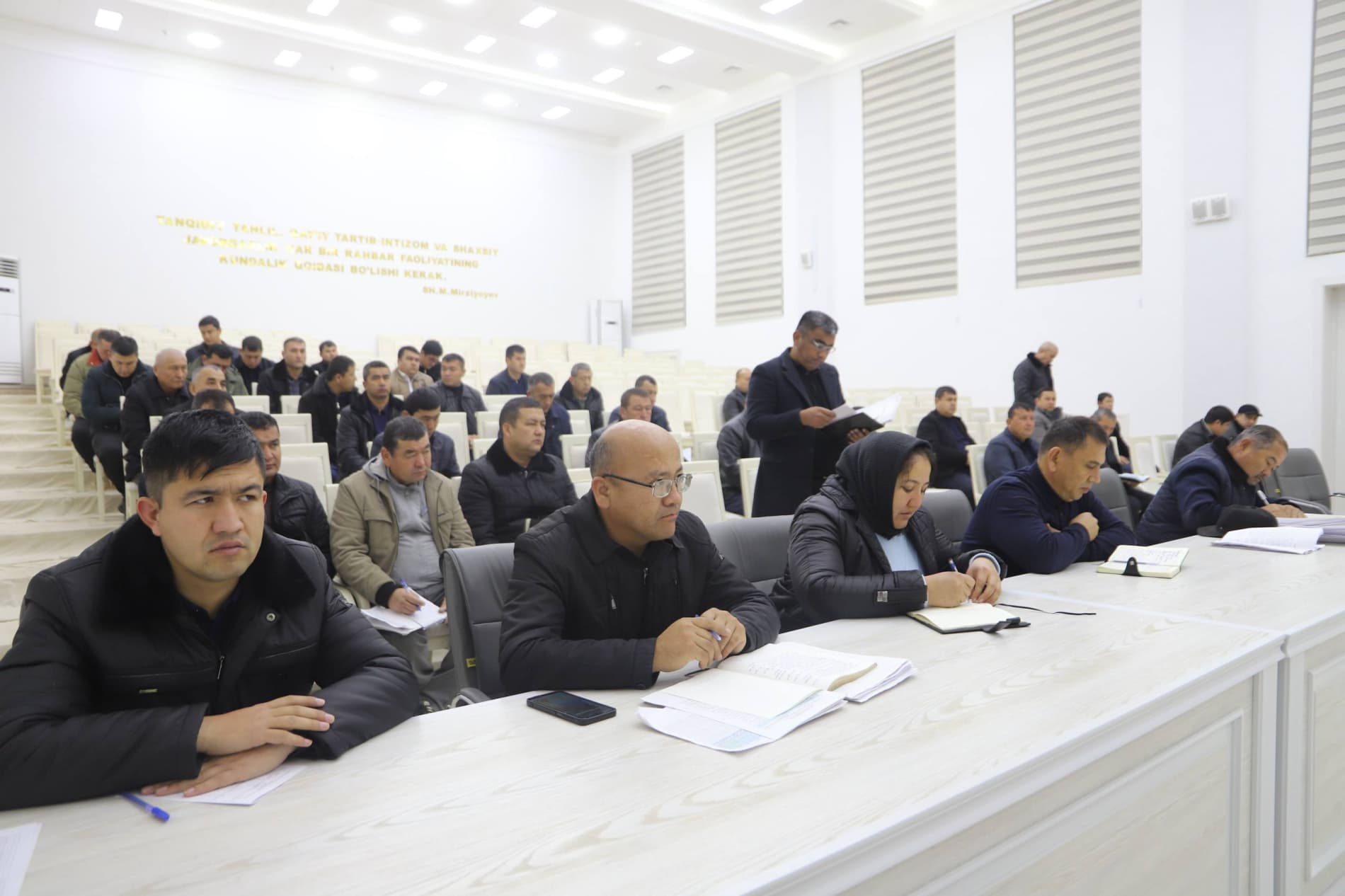 Hokimlik soatida muhim masalalar muhokama qilindi