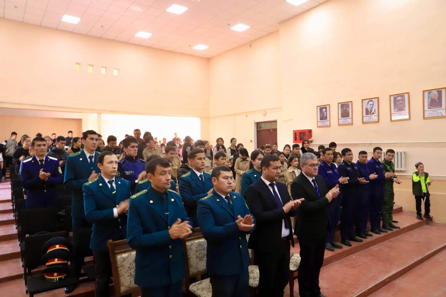 Ватанни мардлар қўриқлайди: Бандихон туманида 14-январ "Ватан ҳимоячилари куни" муносабати билан байрам тадбири ўтказилди