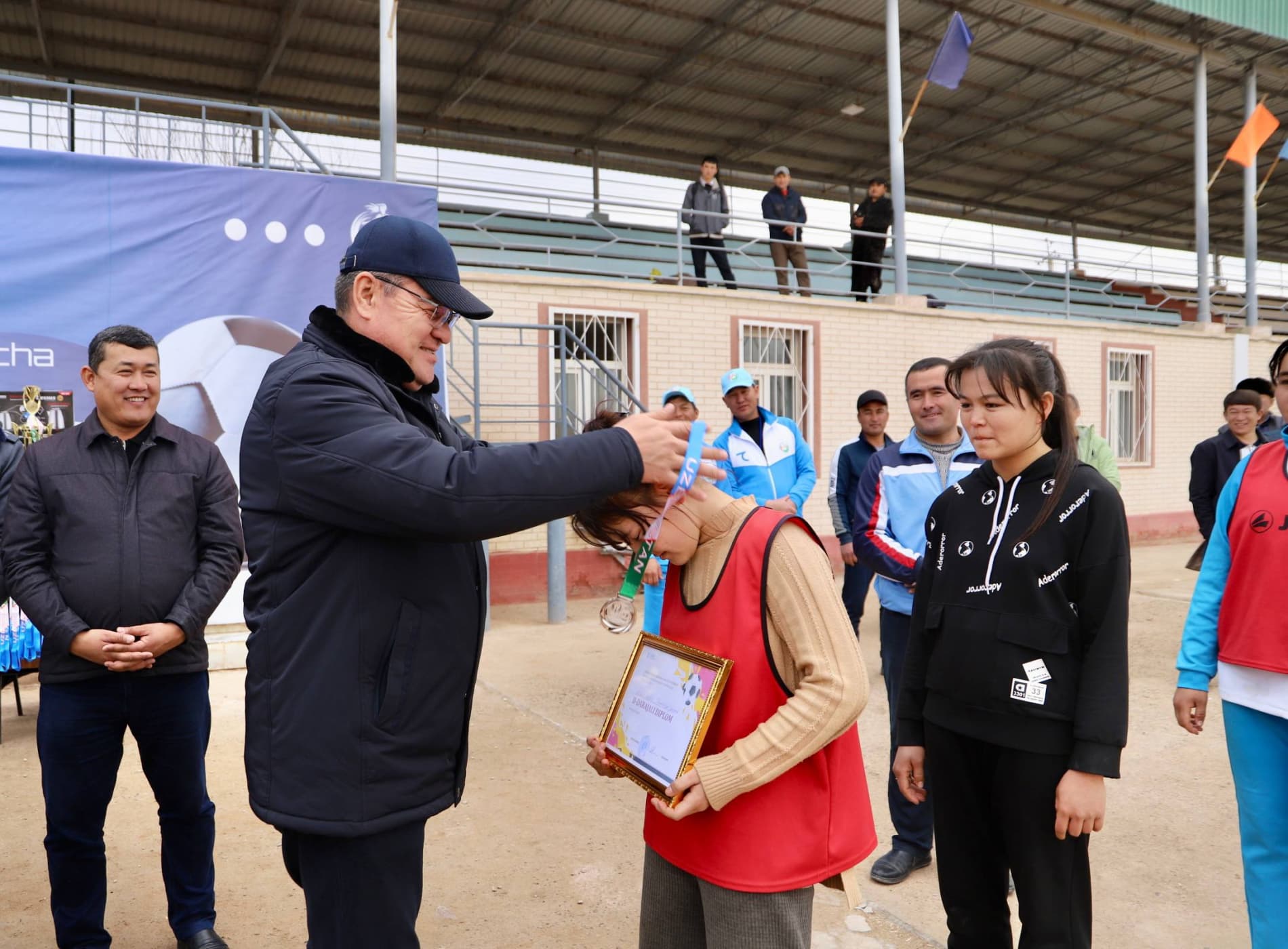 Ўқувчи қизлар ўртасида ўтказилган "Мактабгача ва мактаб таълими вазири кубоги” Бандихон туман босқичи ғолиблари тақдирланди.