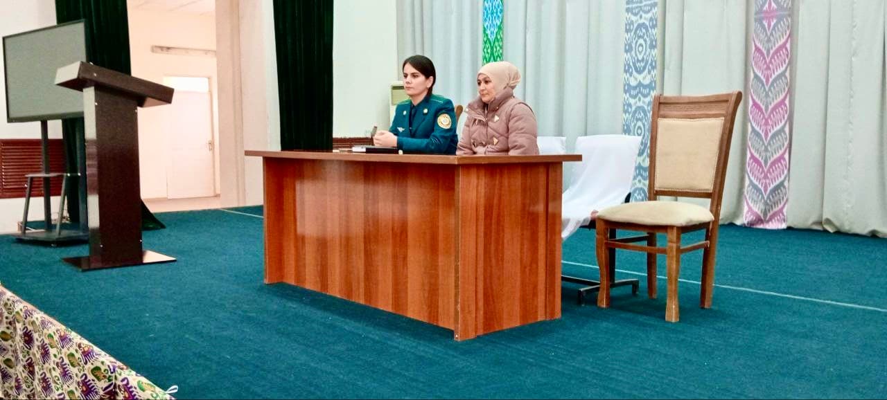 Аёл адашса — жамият шикастланади!- Бандихон туманида маҳалла фаоллари иштирокида давра суҳбати ўтказилди.