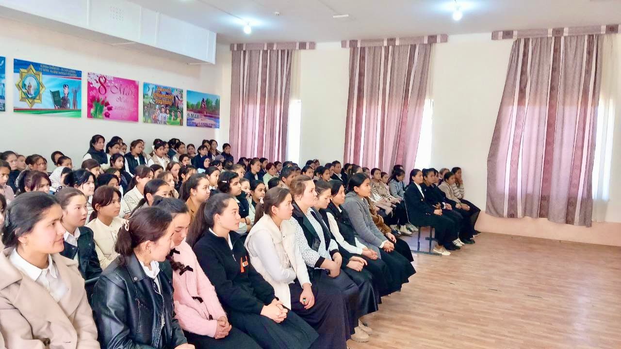 Bandixonda “Turmush” tadbiri doirasida o‘quvchi-qizlar bilan profilaktik uchrashuv o‘tkazildi